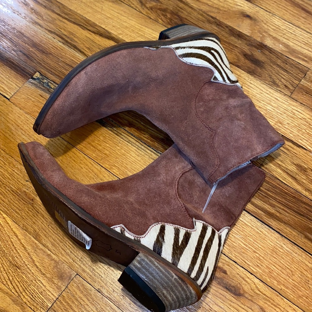 FREE PEOPLE Last  Outlaw rust Suede ANKLE BOOTS